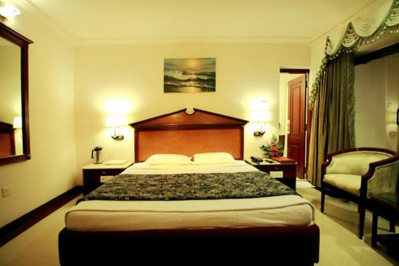 Westway Hotel Kozhikode Ngoại thất bức ảnh