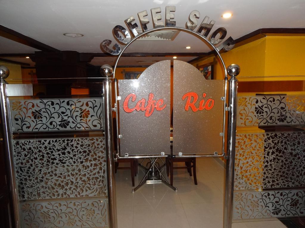 Westway Hotel Kozhikode Ngoại thất bức ảnh