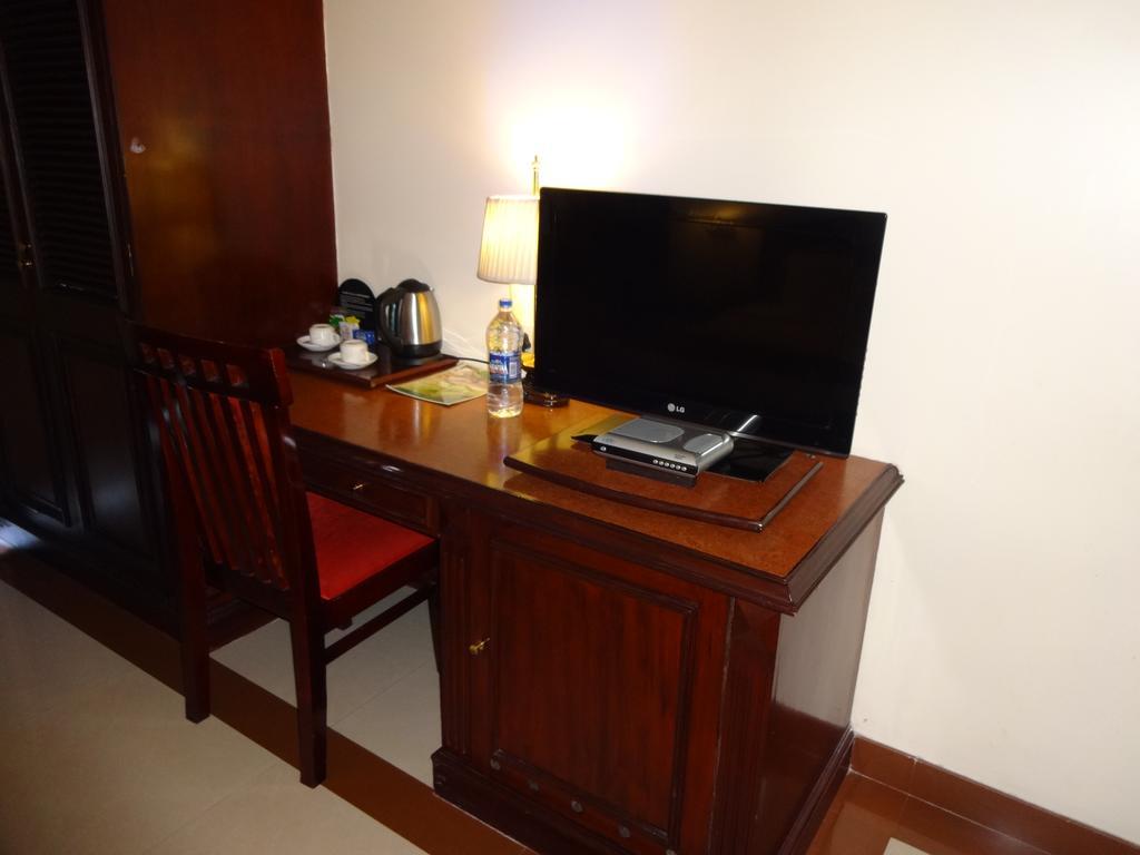 Westway Hotel Kozhikode Ngoại thất bức ảnh
