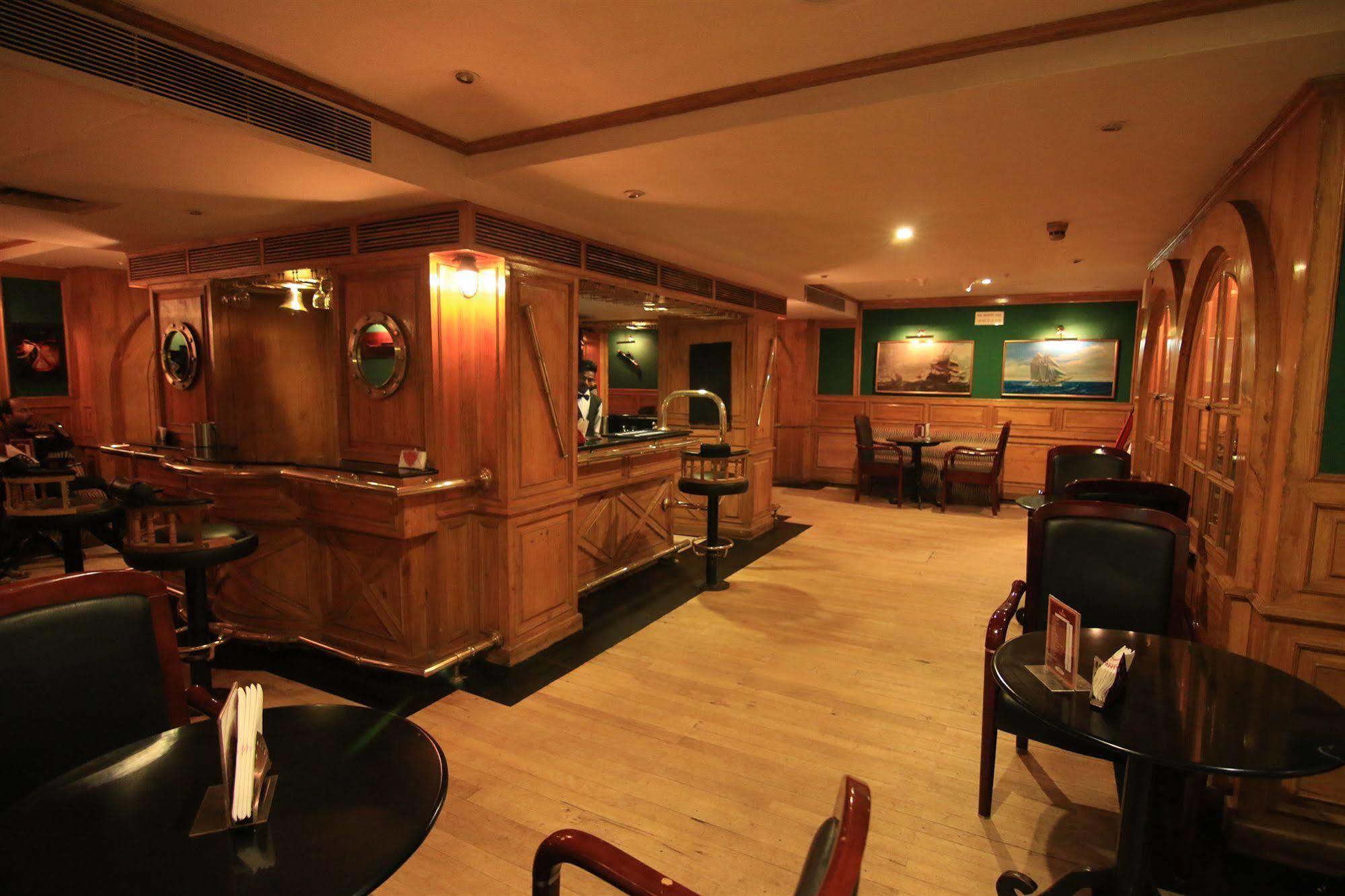 Westway Hotel Kozhikode Ngoại thất bức ảnh